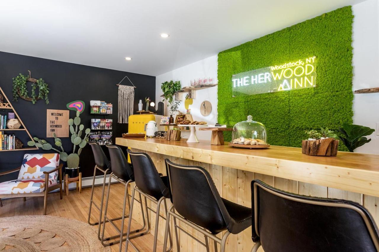 The Herwood Inn Woodstock Bagian luar foto
