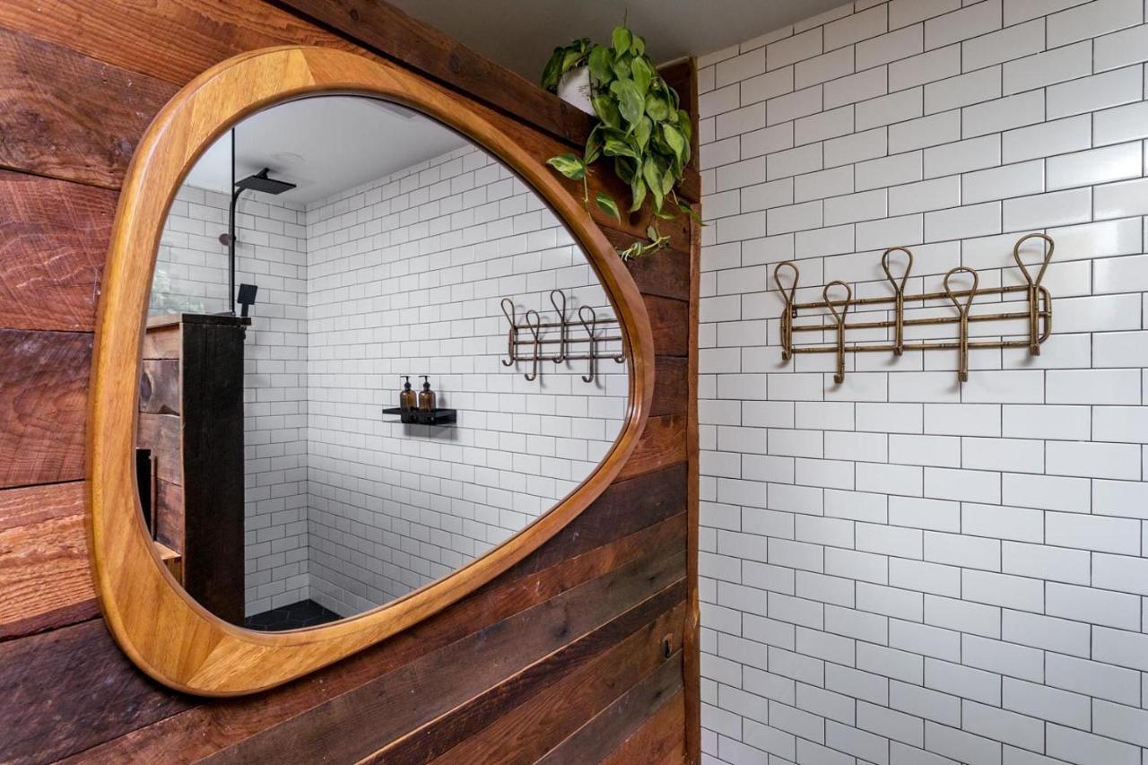 The Herwood Inn Woodstock Bagian luar foto